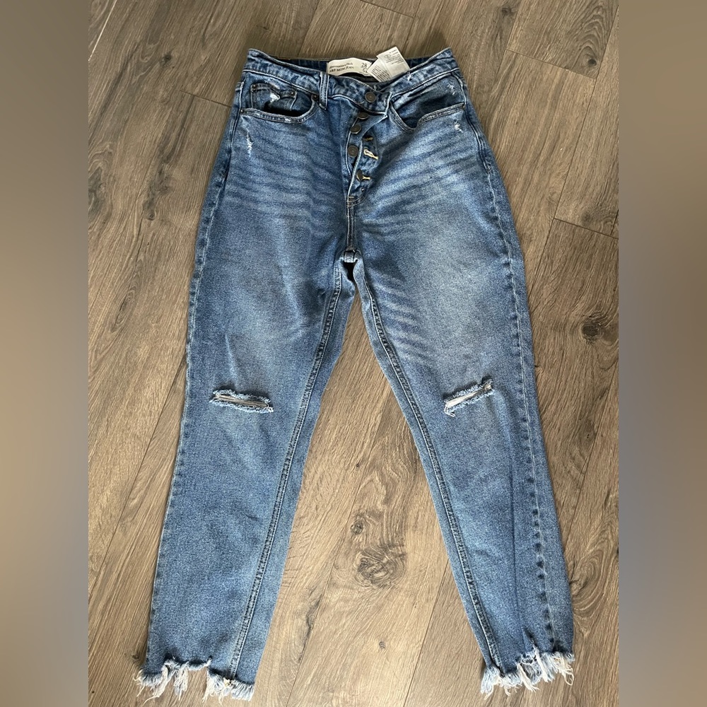 Abercrombie jeans size 28R